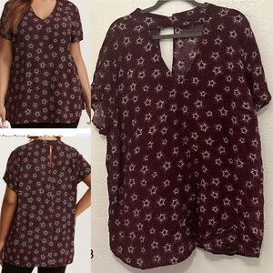 Torrid Burgundy Star Print Blouse Size 3